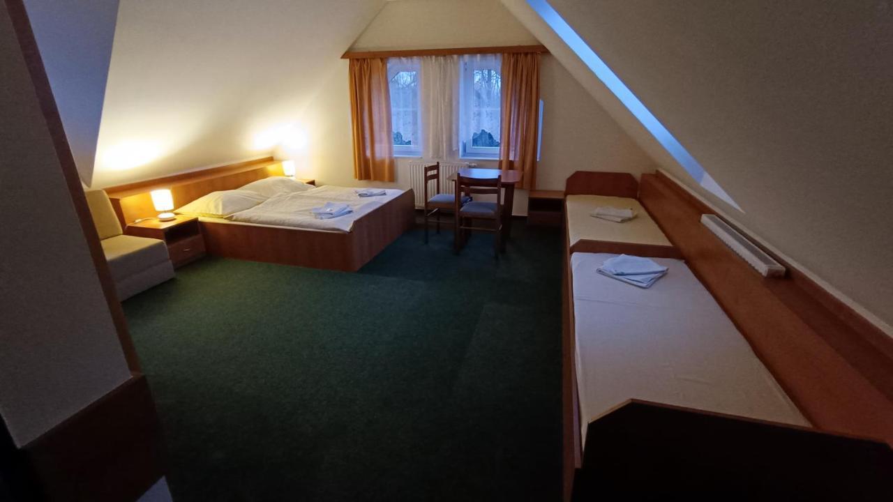 Motel Velky Rybnik Pelhřimov Esterno foto